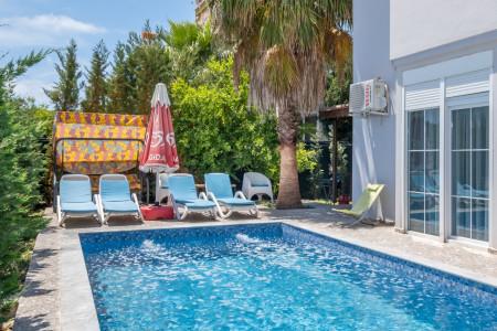 Villa Epik, Muhafazakar Yüzme Havuzlu, Merkezi Konumda Villa 3