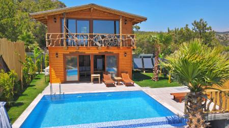 Villa Peri-1, Korunaklı Havuzlu, Denize Yakın, Lüks Balayı Villası 2