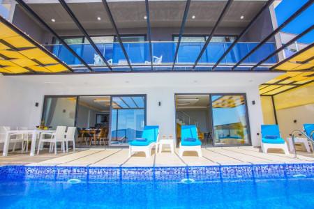 Villa Aksu, Doğa İçerisinde, Süit Odalı, Geniş Havuzlu Villa 1