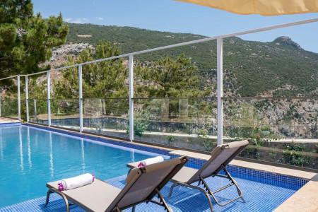Villa Nihan-4, Isıtmalı Havuzlu, Deniz Manzaralı Lüks Villa 1