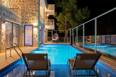 Villa Nihan-4, Isıtmalı Havuzlu, Deniz Manzaralı Lüks Villa 2
