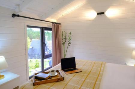Tiny House Bungalov-3, Yemekli, Sapanca Bölgesinde, Göl Manzaralı ve 1 Odalı 2
