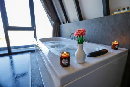 Bungalov Maran Deluxe-2, Yemekli, Jakuzili, Muhteşem Manzara ve 3 Odalı 2