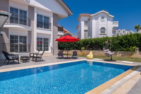 Villa Pamuk, Geniş Havuzlu, Restorana Yakın, Manzaralı Villa 3
