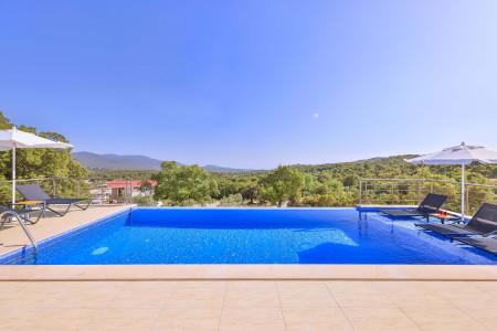 Villa Pınar, Şahane Manzaralı, Doğa İçerisinde Villa 3