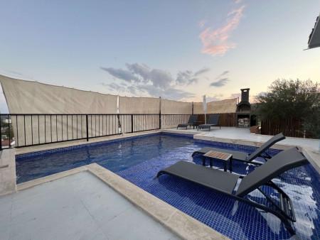 Villa Koru, Doğa İçerisinde, Denize Yakın, Geniş Havuzlu Villa 1