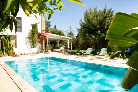 Villa Bitez, Bodrum Bitez`de 7 Odalı Özel Havuzlu Geniş Bahçeli Yazlık Kiralık Villa 1