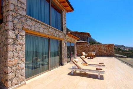 Villa Atina-3, Korunaklı, Kapalı Yüzme Havuzlu, Jakuzili Villa 3