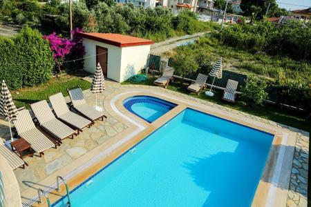 Villa Buffo, Süit Odalı, Çocuk Havuzlu Havaalanına Yakın Villa 2