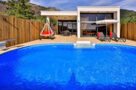 Villa Elfida, Jakuzili, Muhteşem Manzaralı, Doğa İçerisinde Villa 2