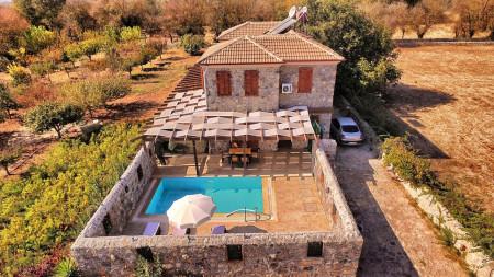 Villa Elif, Korunaklı Havuzlu, Doğa İçerisinde Huzurlu Villa 1