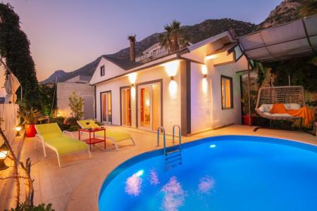 Villa Han-4, Gün Batımı Manzaralı, Süit Yatak Odalı Lüks Villa 1
