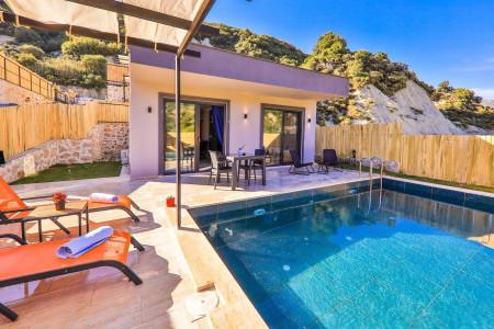 Villa Helen-3, Kalkan'da, Taş Mimarili, Jakuzili Lüks Villa 1
