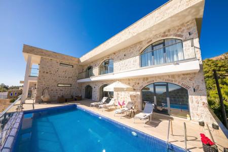 Villa Nihan-10, Muhafazakar Havuzlu, Doğa İçerisinde, Jakuzili Villa 1