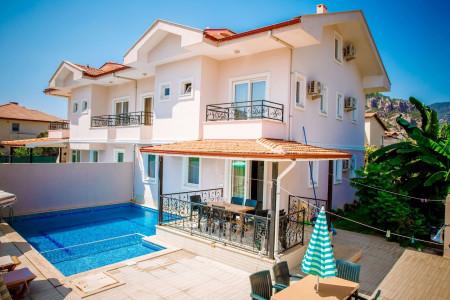 Villa West-2, Merkezi Konumda, Çocuk Havuzlu Muhteşem Villa 2