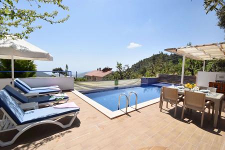 Villa Zambak-2, Muhafazakar Havuzlu, Jakuzili, Manzaralı Villa 1