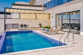 Villa Opal-2, Jakuzili, Çocuk Havuzlu, Deniz Manzaralı Lüks Villa 3