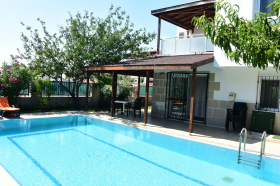 Villa Kırçıl-3, Belek Bölgesinde, Merkezi konumda ve 4 Odalı 2
