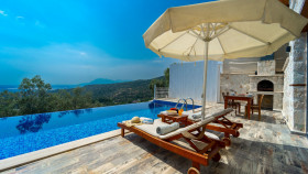 Villa Mısra-1, Muhafazakar Yüzme Havuzlu, Manzaralı Lüks Villa 3