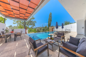 Villa Feniks-3, Deniz Manzaralı, 2 Odalı ve Havuzlu Villa 2