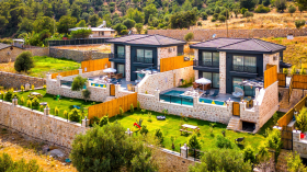 Villa Sandal-3, Çift Jakuzili, 2 Odalı ve Korunaklı 1