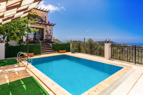 Villa Zeytin, Muhteşem Manzaralı, Korunaklı Havuzlu Villa 3