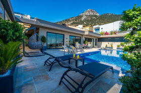 Villa Puella-2, Kalkan`da Deniz Manzaralı, 3 Odalı, Saunalı Muhteşem Villa 2