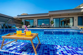 Villa Puella-2, Kalkan`da Deniz Manzaralı, 3 Odalı, Saunalı Muhteşem Villa 1