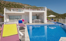 Villa Esinti, Çocuk Havuzlu, Jakuzili, Doğa İçerisinde Villa 2
