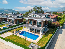 Villa Soprano-1, Ölüdeniz`de, 4 Odalı, Merkeze Yakın Lüks Villa 3