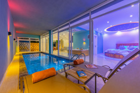 Villa Ametis-3, Kalkan Bölgesi`nde, Kapalı Havuzlu Balayı Apartı 3