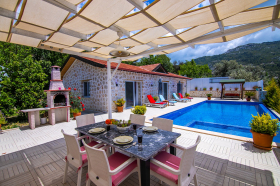 Villa Elvan-2, Kalkan Bölgesinde, Deniz Manzaralı ve Jakuzili 3