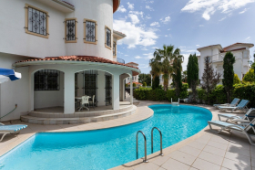 Villa Lirik, Muhafazakar Havuzlu, Denize Yakın Konumda Lüks Villa 1