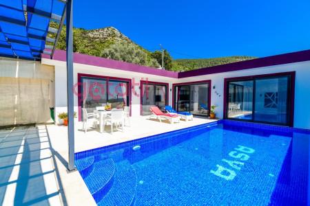 Villa Keyfe, İki Havuzlu, Manzaralı, Kapalı Havuzlu Villa 1
