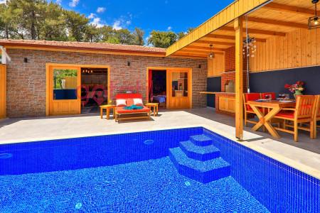 Villa Done, Şahane Manzaralı, Muhafazakar Balayı Villası 1