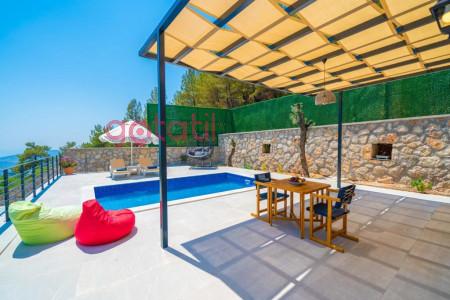 Villa Kalp-2, Korunaklı Havuzlu, Jakuzili Lüks Villa 2