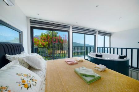 Villa Kalp-2, Korunaklı Havuzlu, Jakuzili Lüks Villa 3