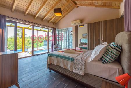 Villa Kalp, Isıtmalı Havuzlu, Süit Odalı, Manzaralı Lüks Villa 3
