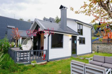 Tiny House Bungalov-1, Kahvaltı Dahil, Göl Manzaralı ve Şömineli. 1