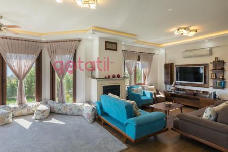Villa Bezirgan-4, Geniş Havuzlu, Doğa İçerisinde Villa 3