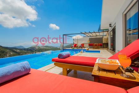 Villa Secret-1, Deniz Manzaralı, Isıtmalı Havuzlu, Muhafazakar Villa 2
