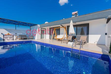 Villa Peri, Kahvaltı Dahil, Jakuzili, Muhafazakar Villa 2