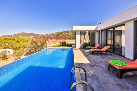 Villa Peyk, Süit Odalı, Korunaklı Havuzlu Jakuzili Villa 2