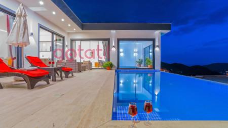 Villa Barni, Deniz Manzaralı, Jakuzili Muhafazakar Villa 2