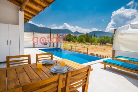 Villa Rengin, Süit Yatak Odalı, Korunaklı Havuzlu Villa 2