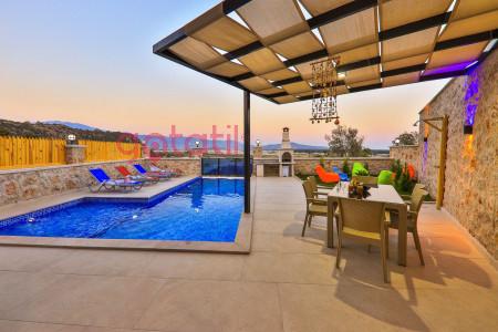 Villa Sandal-1, Çift Jakuzili, Isıtmalı Havuzlu, Hamam ve Saunalı Lüks Villa 2