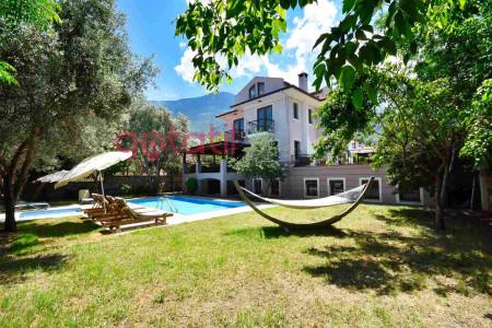 Villa Azelya, Çocuk Havuzlu, Merkezi Konumda, Kusursuz Villa 1