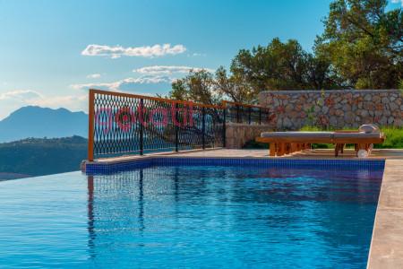 Villa Berlin, Denize Yakın, Gün Batımı Manzaralı Lüks Villa 2