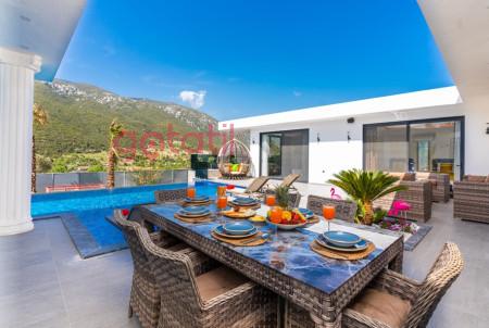 Villa Roza, Saunalı, Jakuzili, Süit Odalı Muhafazakar Villa 3