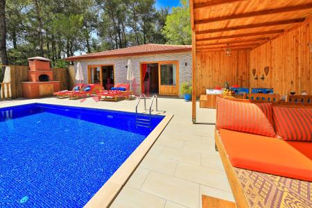 Villa Opak, Süit Odalı, Jakuzili, Doğa İçinde Muhafazakar Villa 2